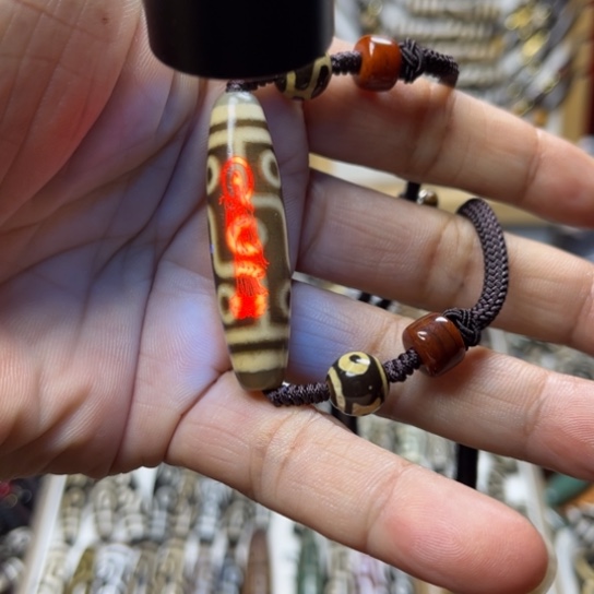 未镶嵌颈饰玛瑙/玉髓