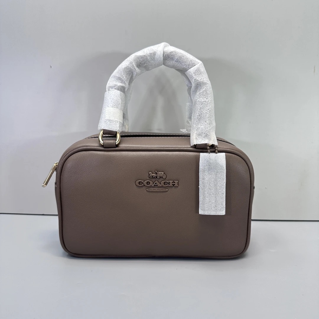 99新 COACH/蔻驰 灰色保龄球手提包20*12*9cmE031614