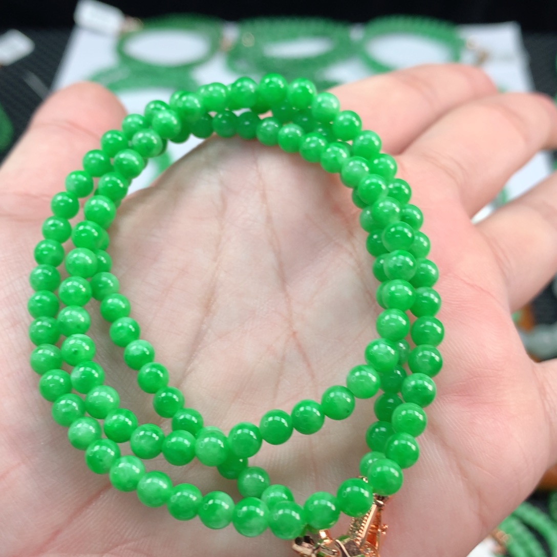 翡翠手链未镶嵌翡翠