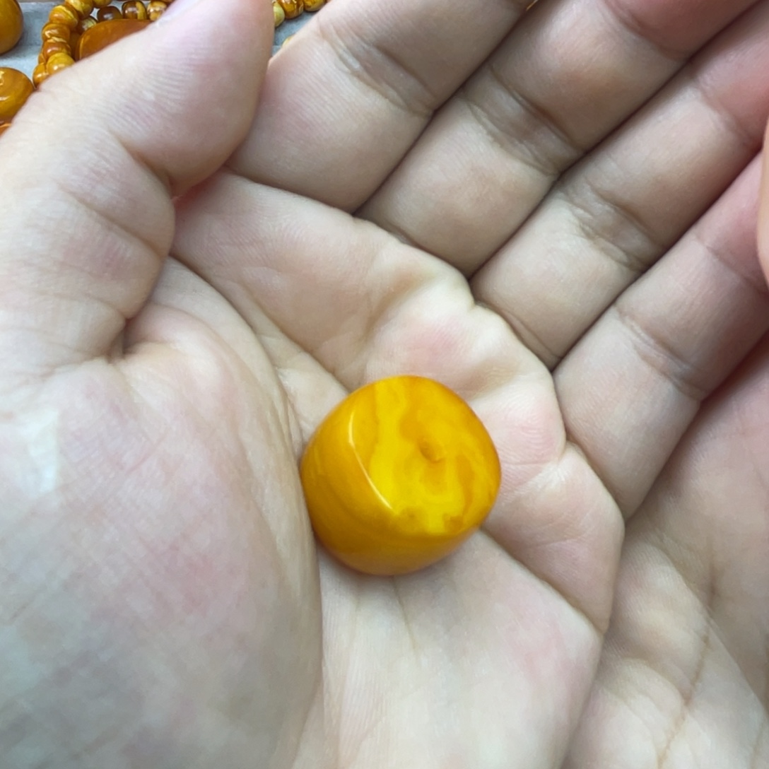 蜜蜡未镶嵌吊坠(不含链)