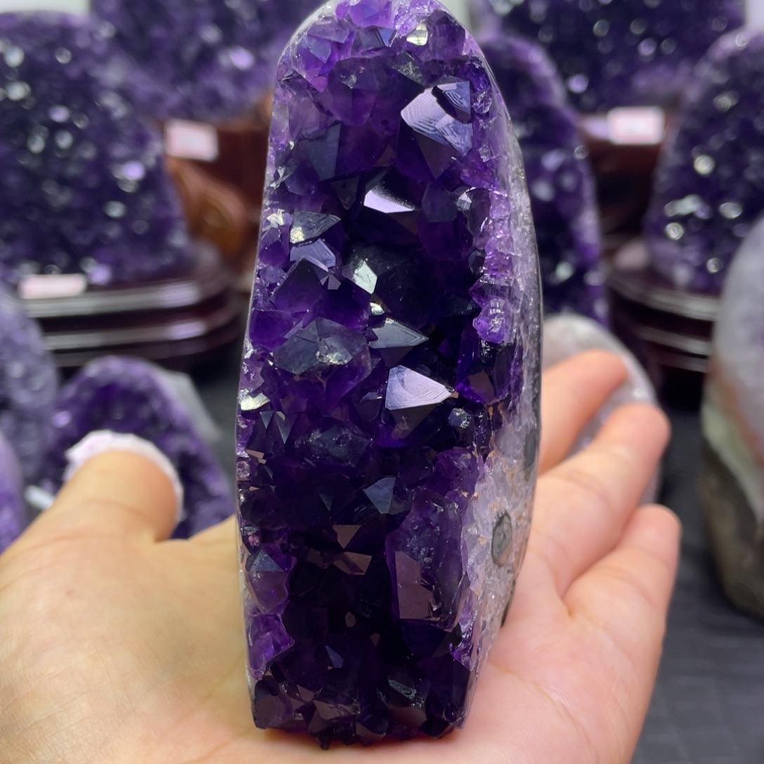 未镶嵌大型摆件（非配饰）紫晶