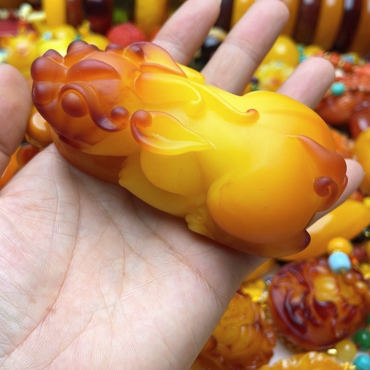 树脂制品?****78号貔貅手把件