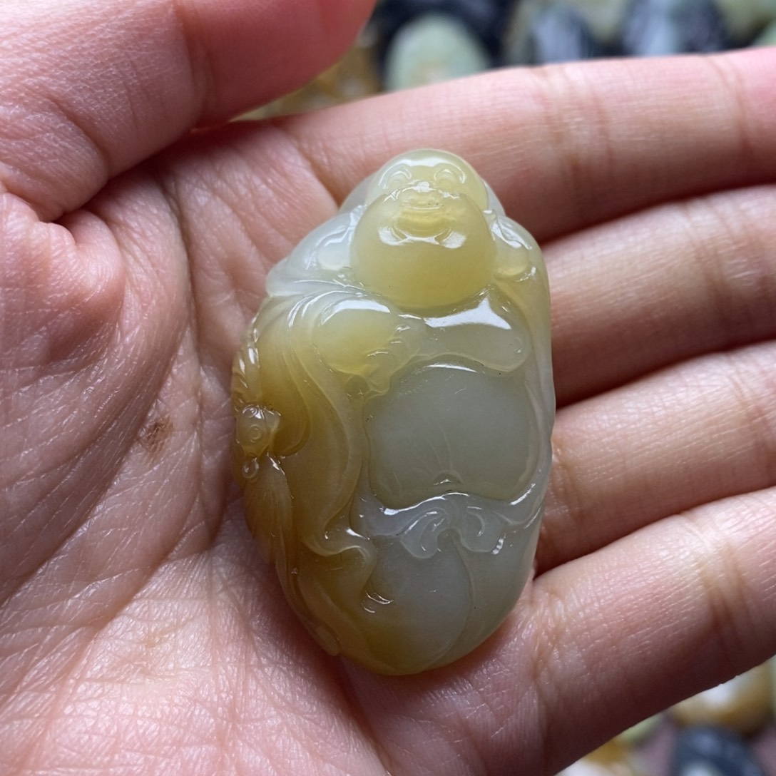 吊坠(不含链)未镶嵌和田玉（糖玉）