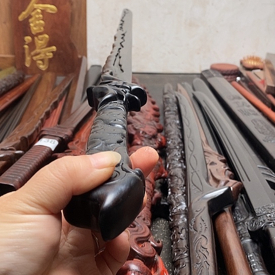 紫光檀木木木80长黑金古刀