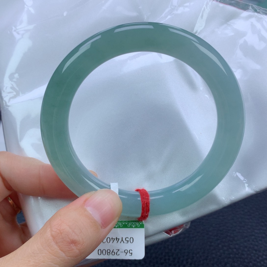 翡翠手镯未镶嵌56.2圆