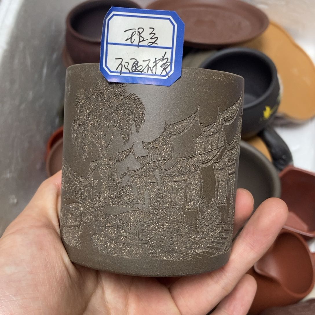 瑕疵不退不换介意勿拍
