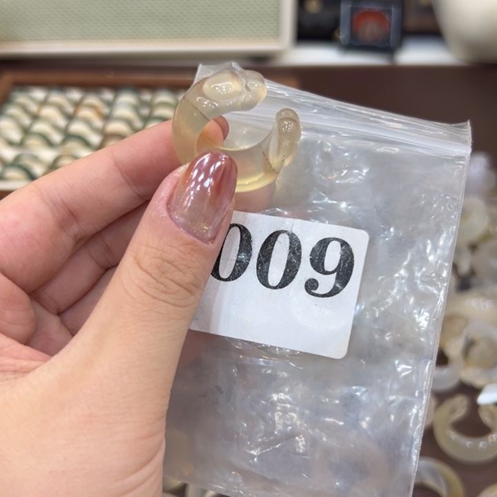 玛瑙/玉髓合金戒指9港16