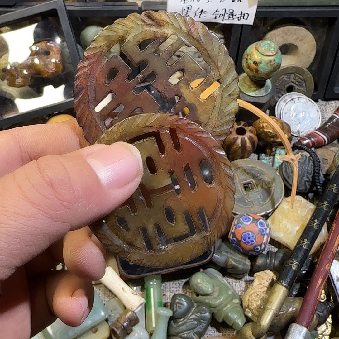 鼎***胤石材工艺品吊坠111