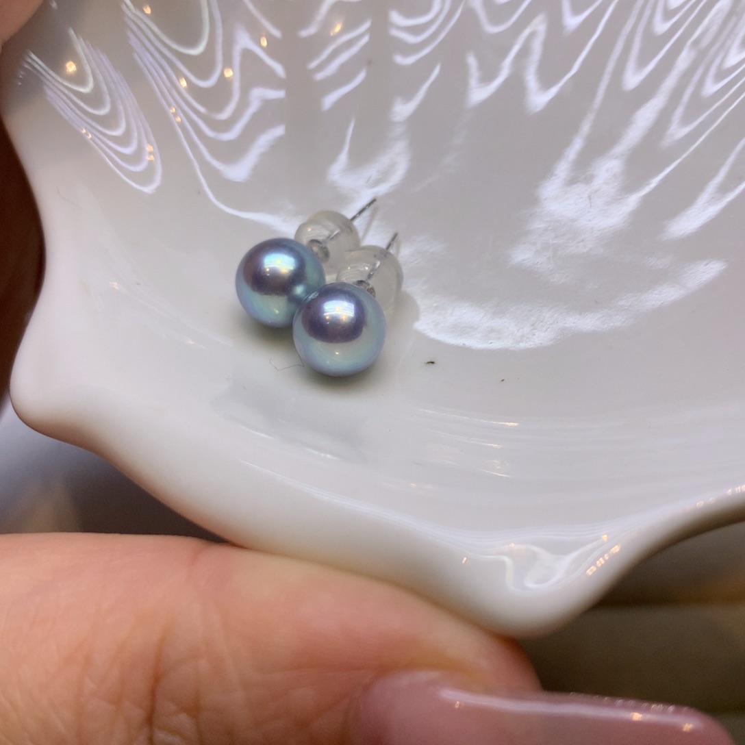 铂Pt950镶嵌耳饰海水珍珠