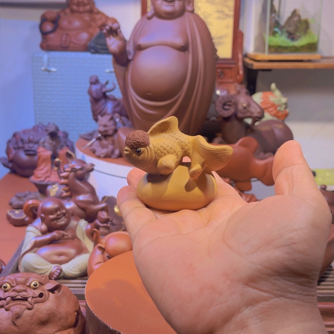 紫砂茶宠摆件。       