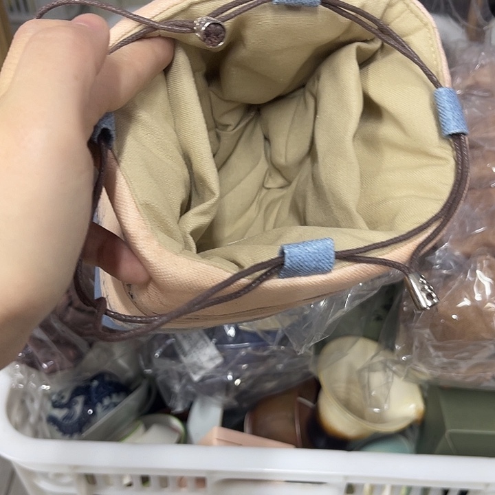 青花洒金手绘青花鱼