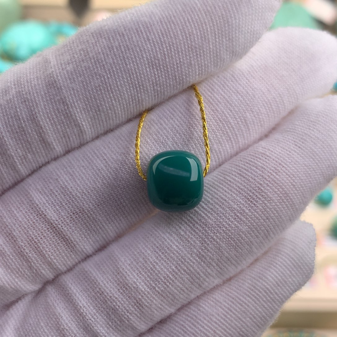 绿松石珠宝奇石未镶嵌10.3×9.3