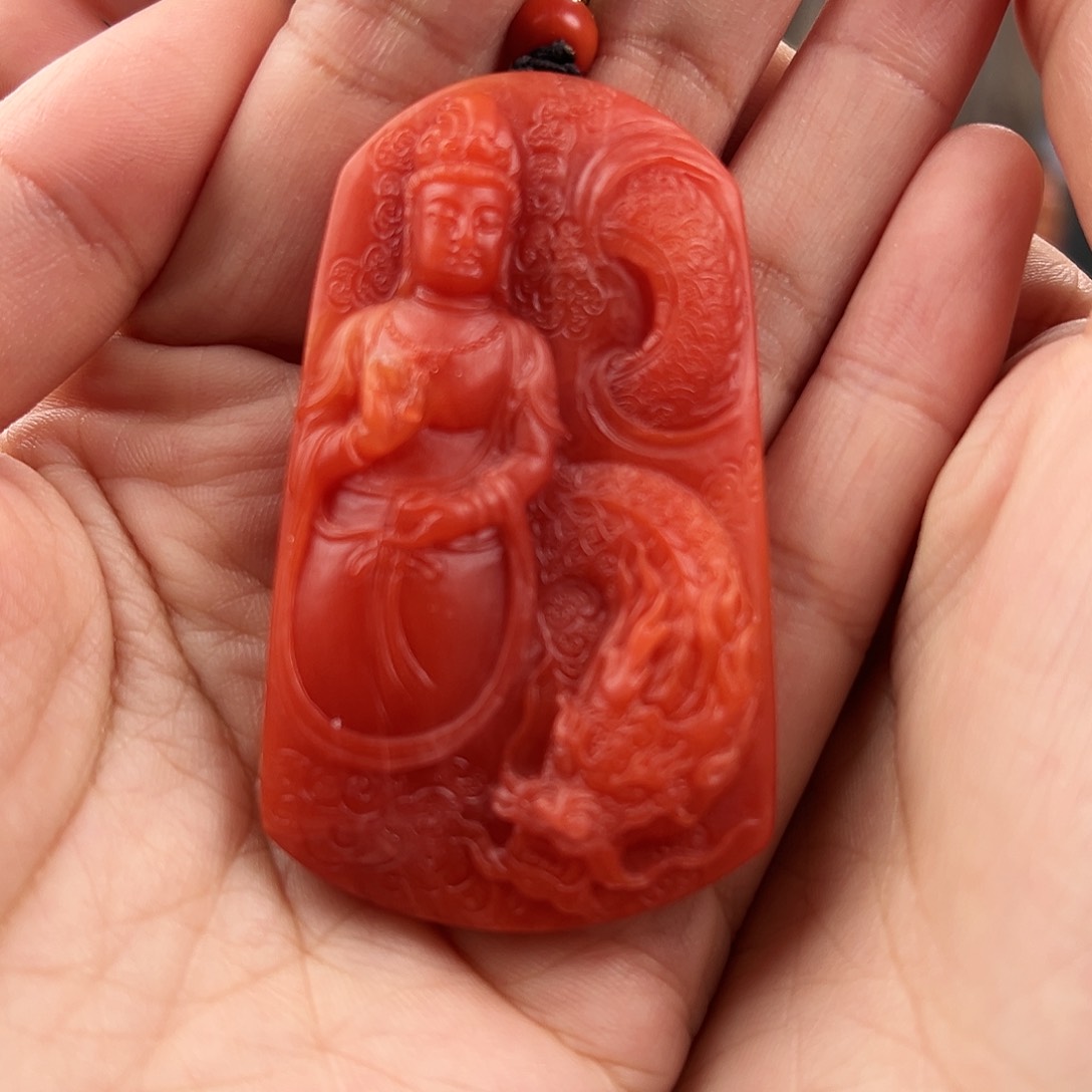 南红玛瑙吊坠未镶嵌