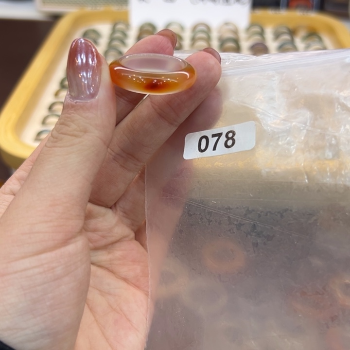 玛瑙/玉髓合金戒指78港22送一