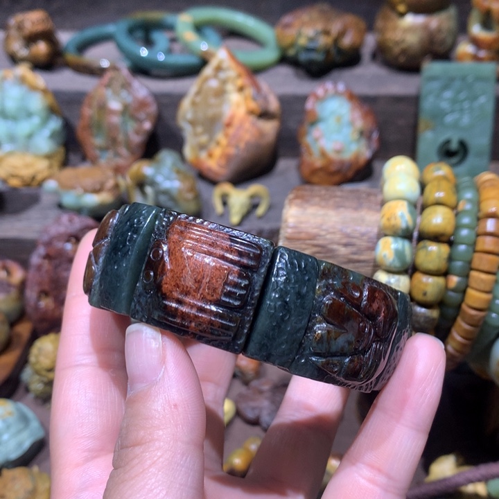 岫岩河磨玉（透闪石质玉）未镶嵌挂件