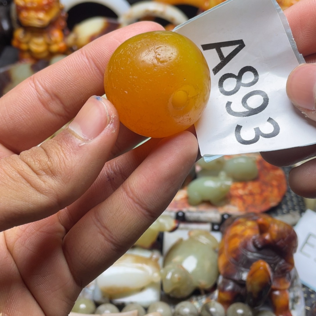 和田玉（糖玉）挂件未镶嵌