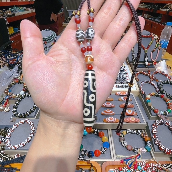 未镶嵌玛瑙/玉髓珠宝奇石