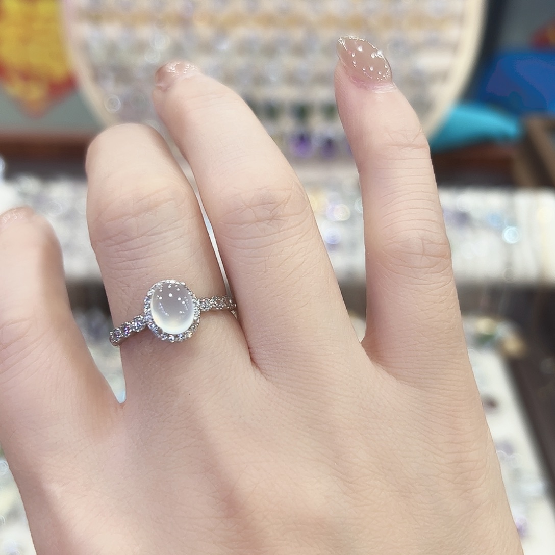 麦***号蛇纹石玉合金戒指