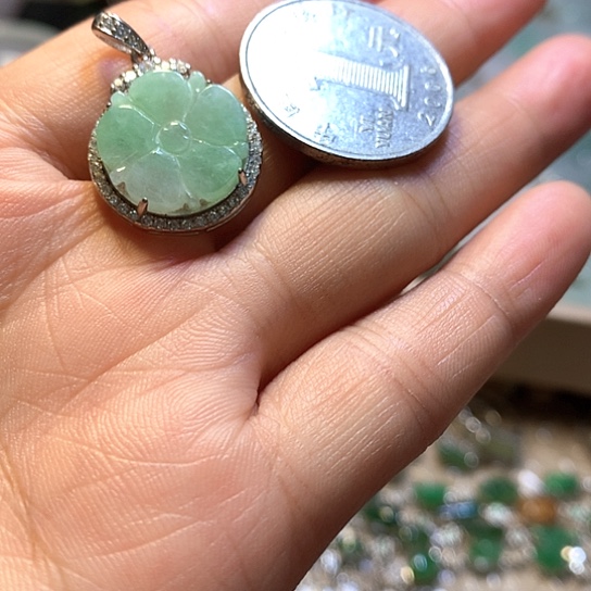 翡翠银S925镶嵌颈饰吊坠