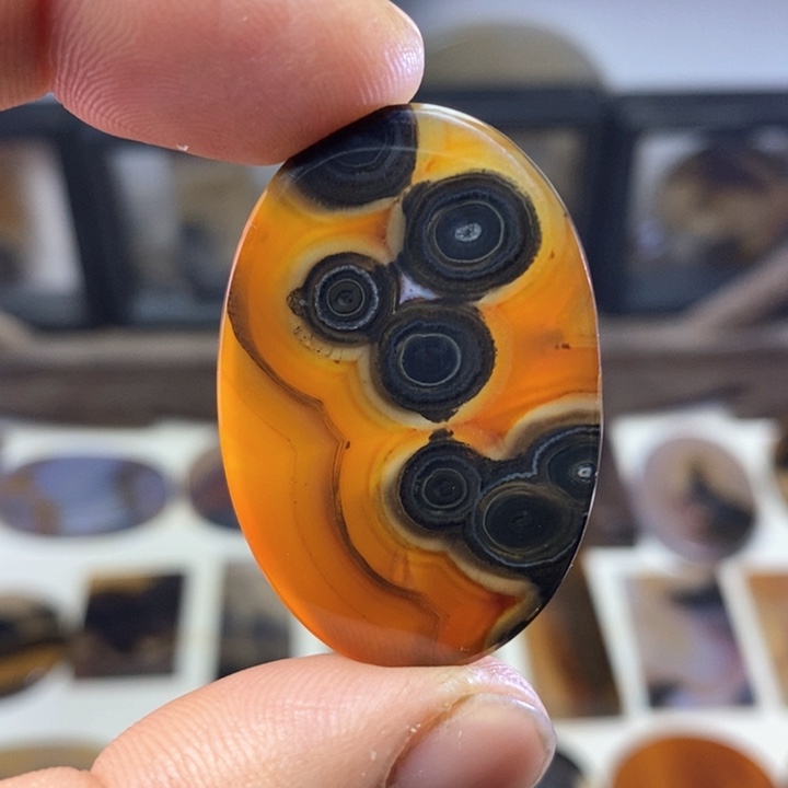 玛瑙/玉髓颈饰未镶嵌