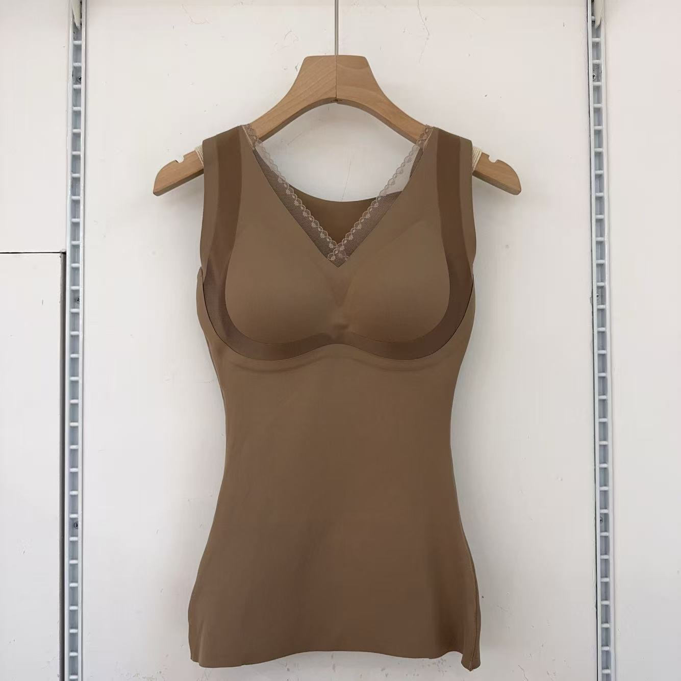 大码塑身长款遮肚保暖背心女带胸垫一体内衣秋冬塑身上衣修身显瘦