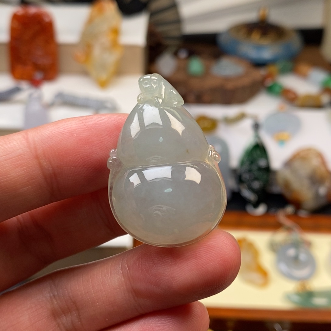 翡翠颈饰未镶嵌缅甸天然翡翠葫芦吊坠