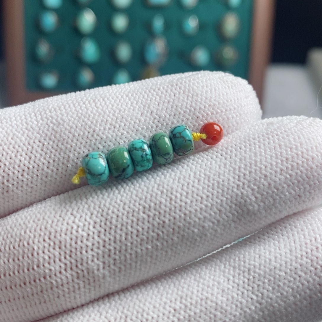 南红玛瑙颈饰未镶嵌