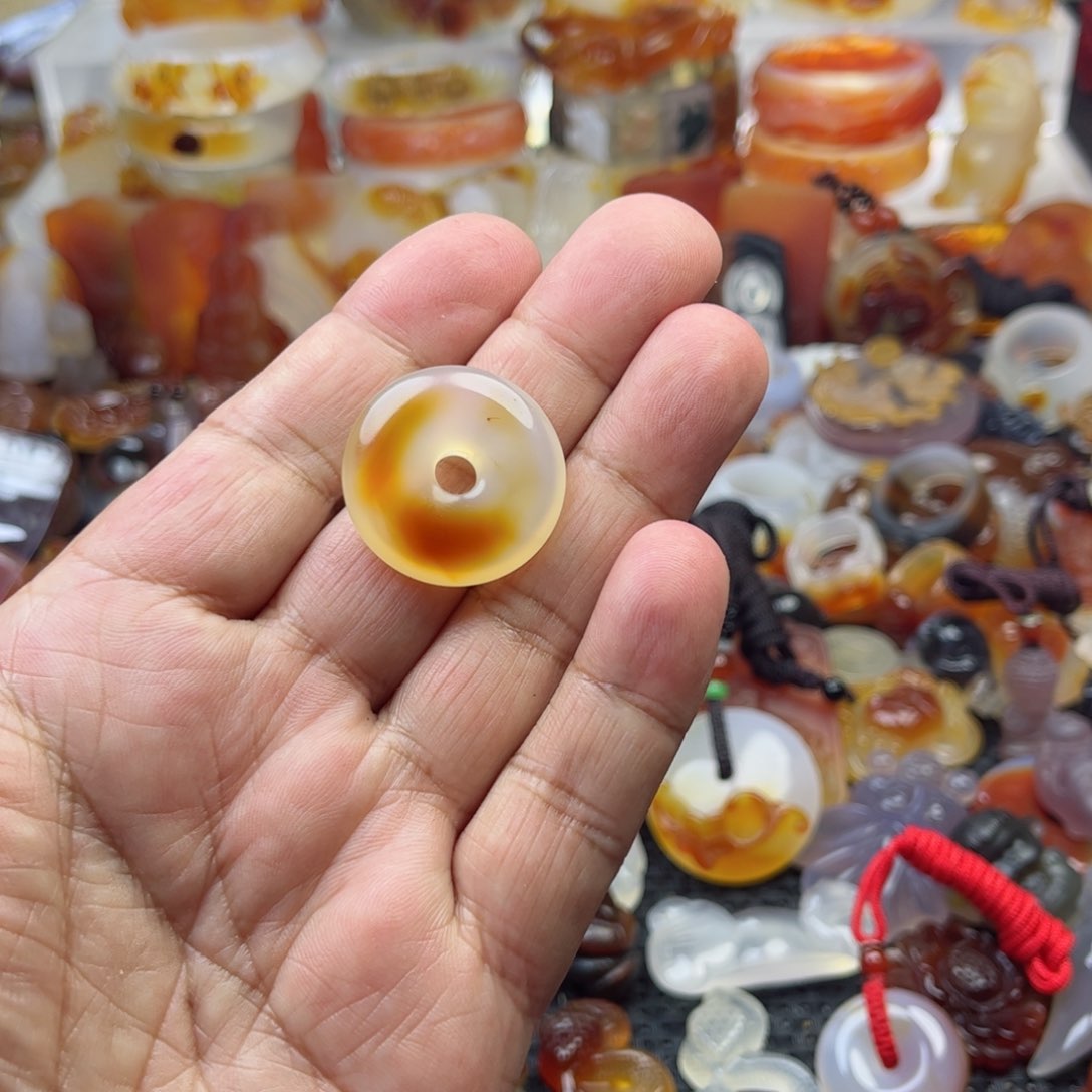 玛瑙/玉髓颈饰未镶嵌