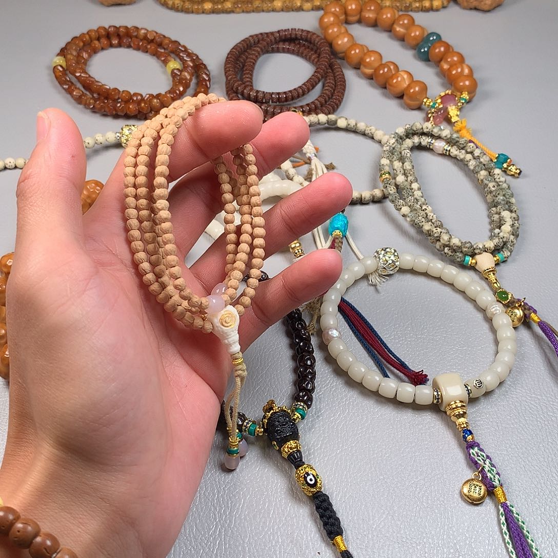 吊坠柏香籽/百香籽。。。。。。。。。。。。