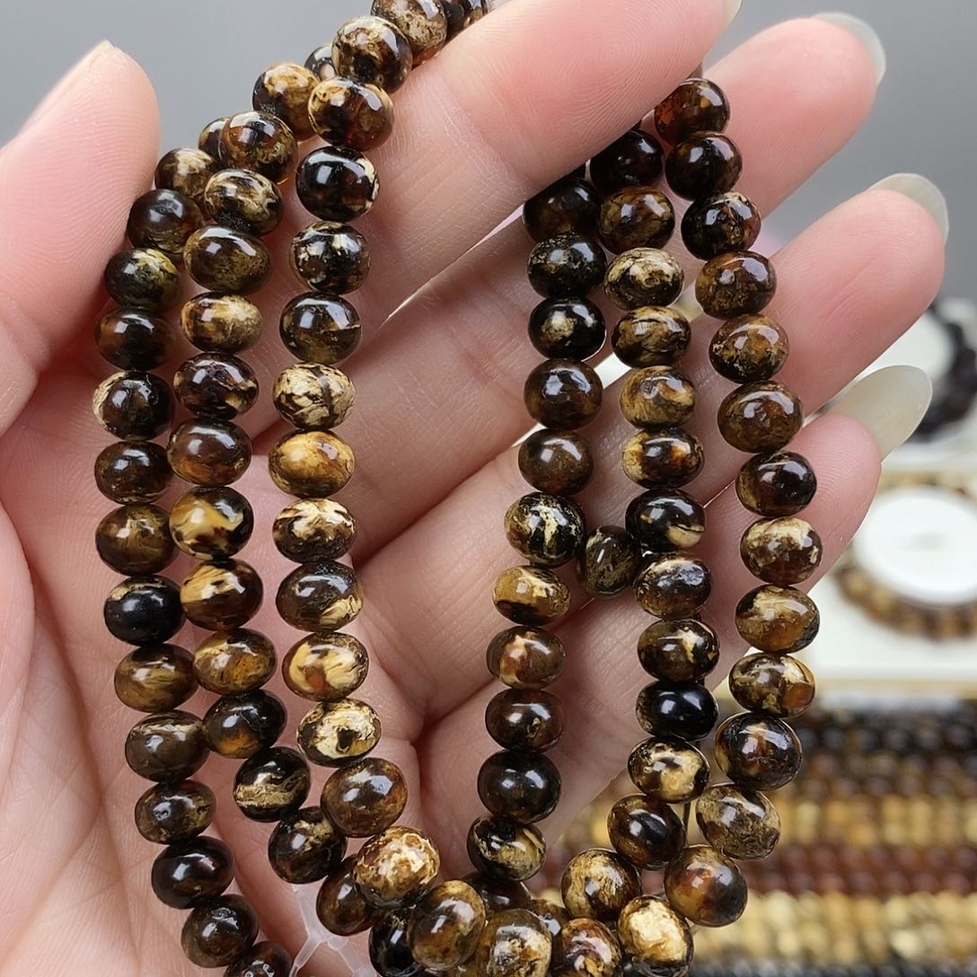 琥珀未镶嵌裸石琥珀7