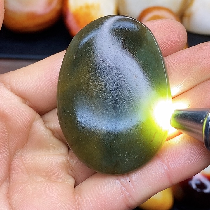 未镶嵌和田玉挂件