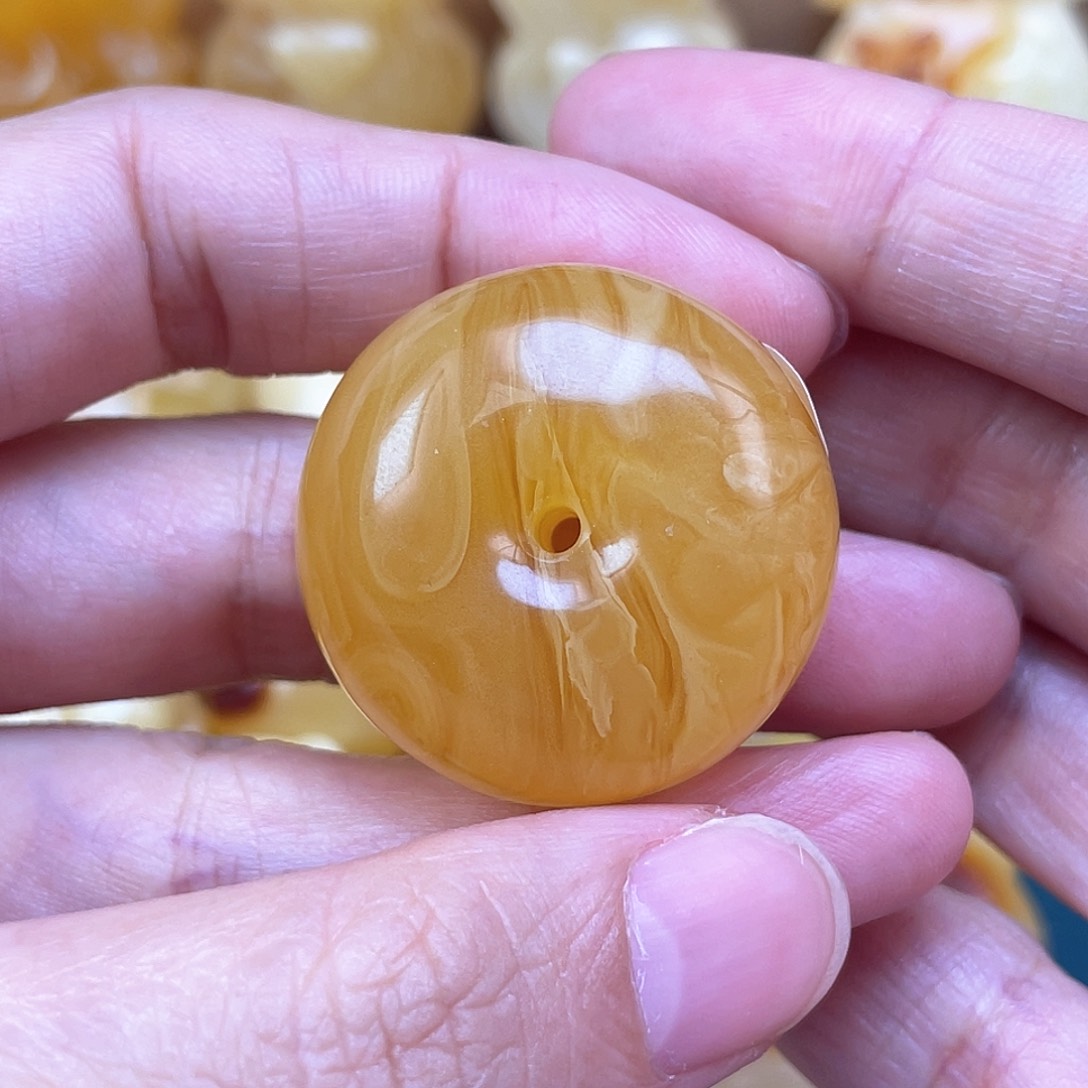 未镶嵌琥珀裸石蜜蜡