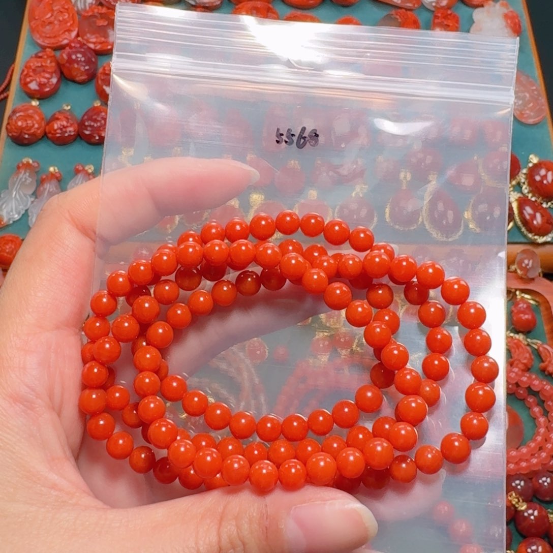 南红玛瑙南红玛瑙5+未镶嵌