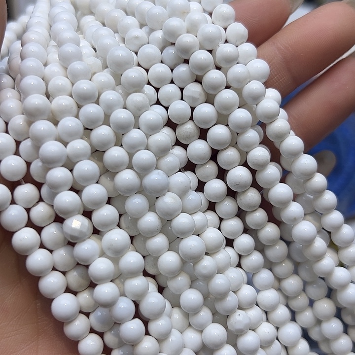 玛瑙/玉髓未镶嵌珠宝半成品T609  6m天然瓷白玛瑙圆珠两条