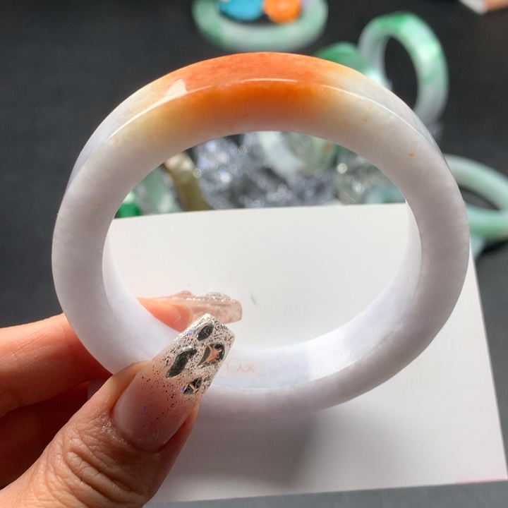 定制翡翠未镶嵌手镯