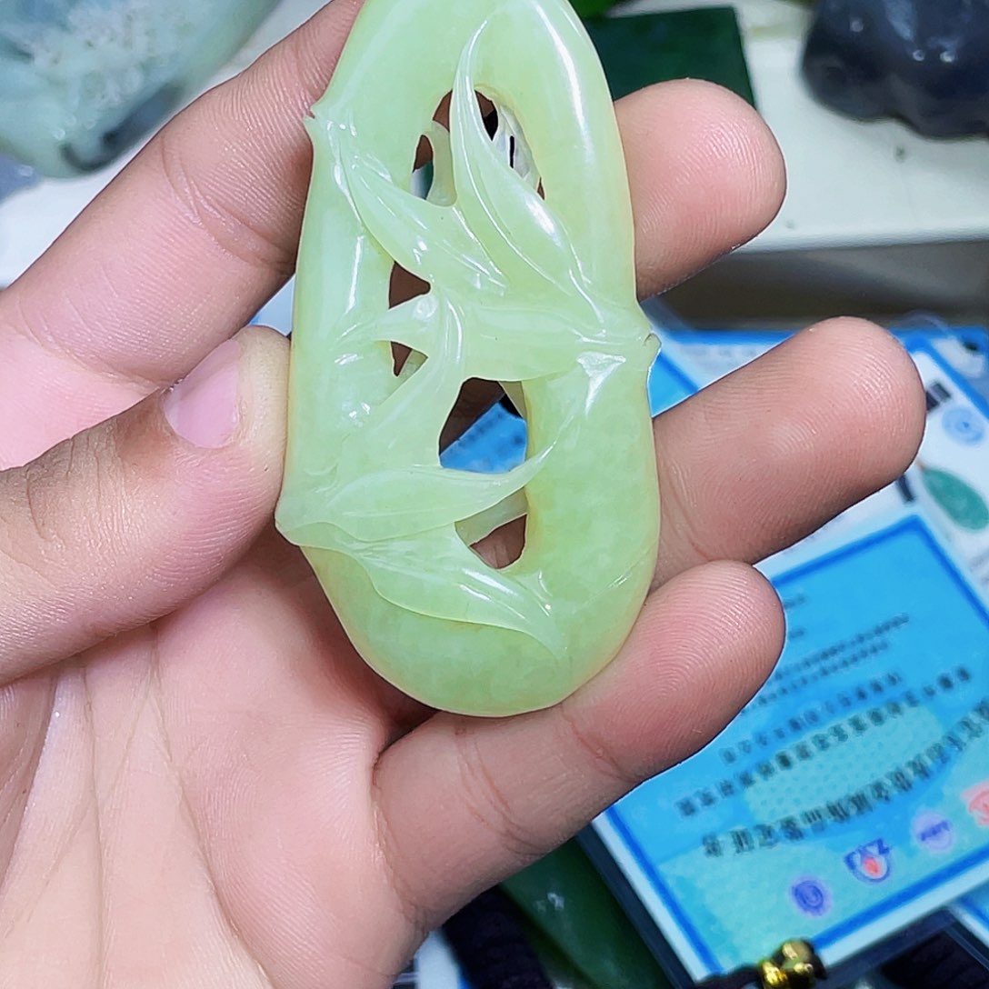 颈饰未镶嵌和田玉湘*飘