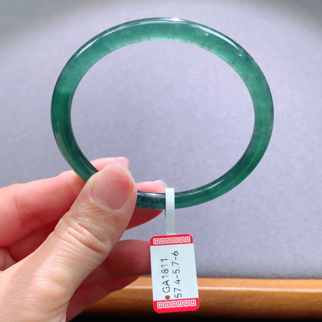 翡翠手镯未镶嵌天然翡翠手镯叮当镯