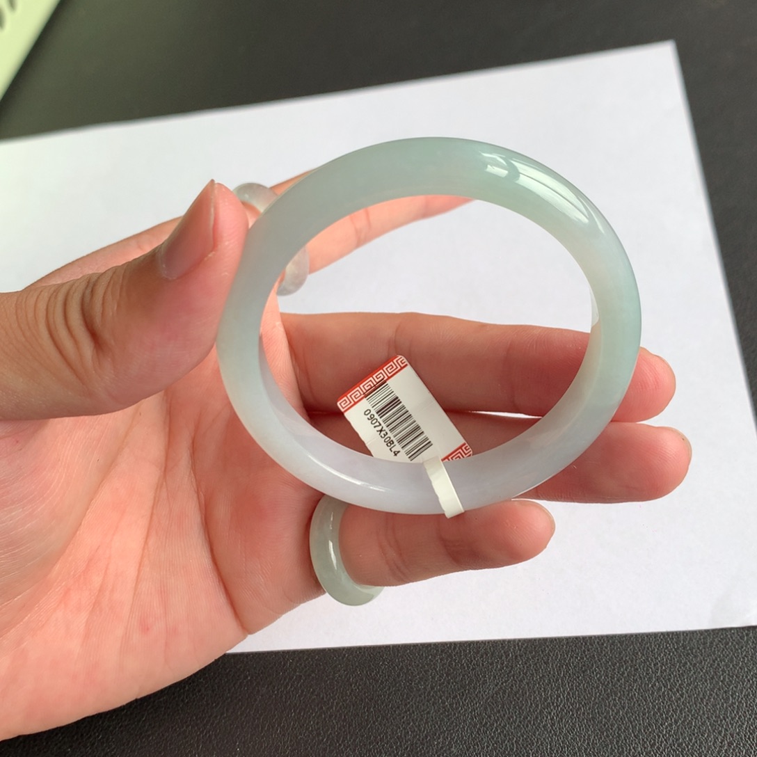 翡翠未镶嵌手镯17号52