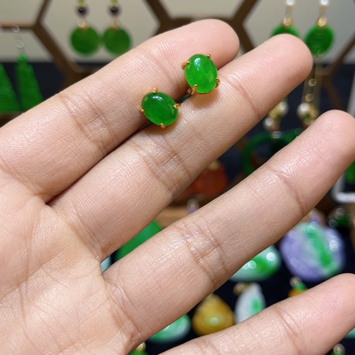 翡翠颈饰14K金镶嵌耳钉