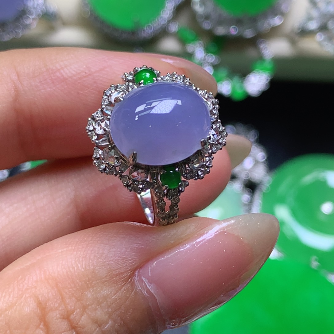 18K金镶嵌戒指翡翠翡翠