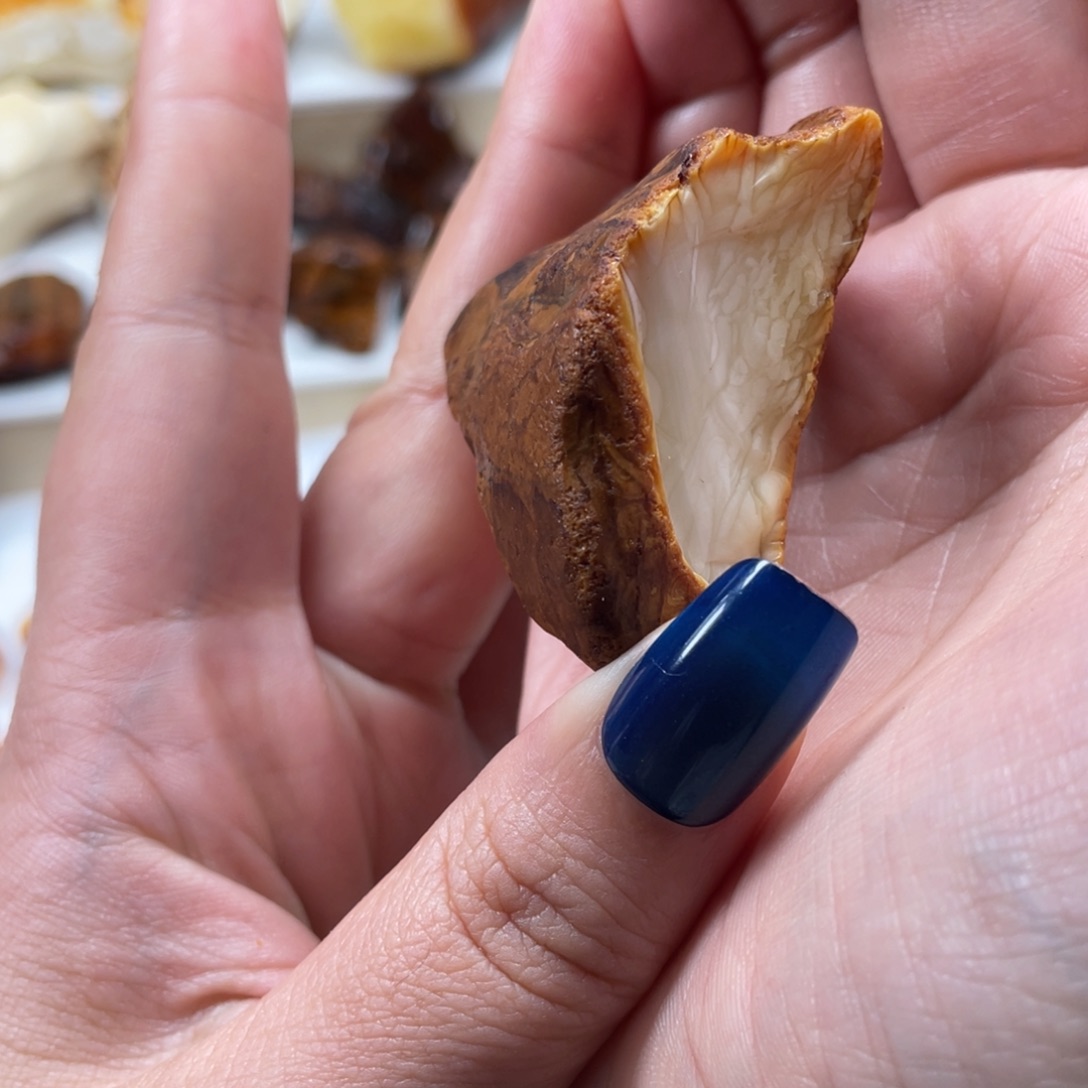 漫***灞定制琥珀未镶嵌天然蜜蜡原石