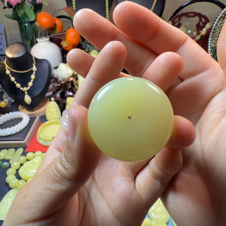 和田玉（黄玉）未镶嵌颈饰