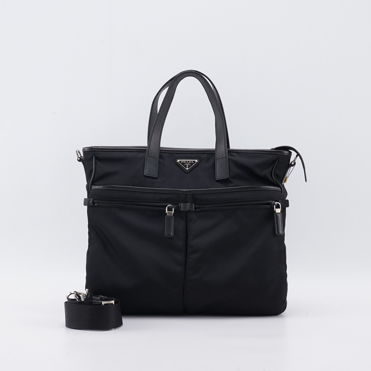 95新 Prada/普拉达 【夏vv】黑银尼龙托特包/BGD401360075