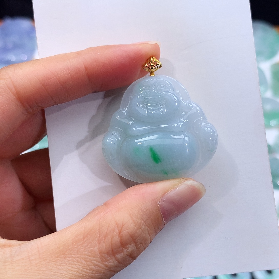 翡翠18K金镶嵌颈饰翡翠吊坠