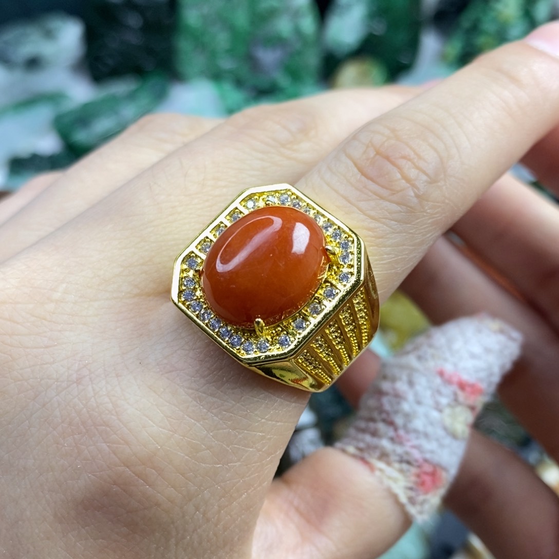 翡翠颈饰未镶嵌吊坠