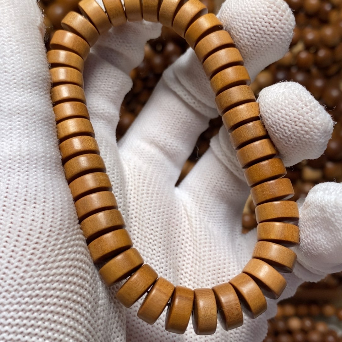 檀香木其他4*10 药片珠 