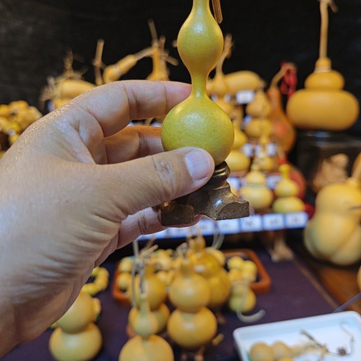 彼***花大叶紫檀（黑酸枝木类）