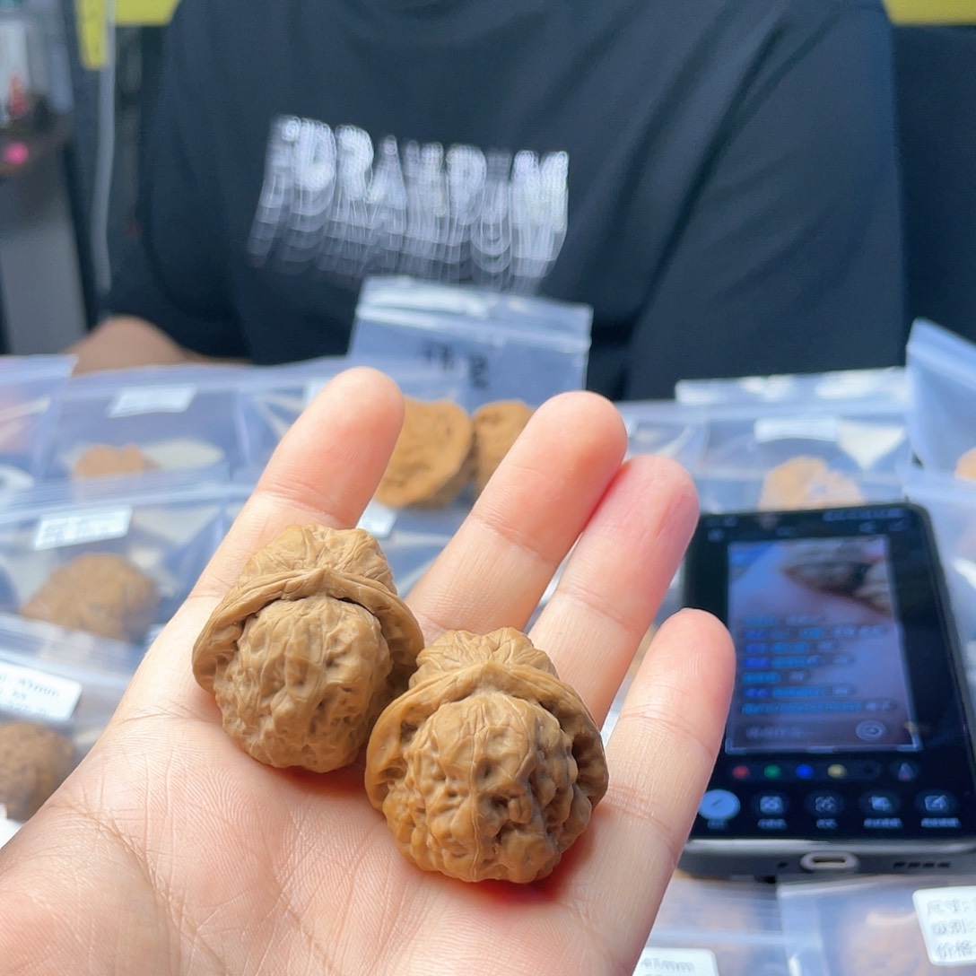 文玩核桃吊坠顺*意蛤蟆 33