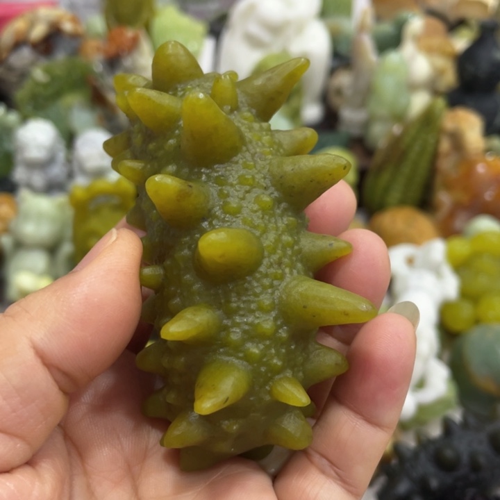 蛇纹石玉未镶嵌天然岫玉