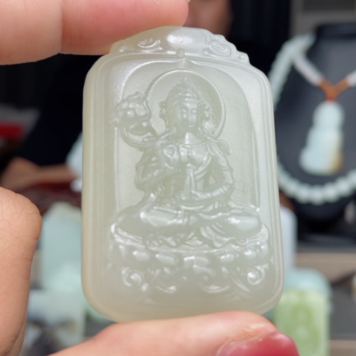 【闪购商品】颈饰未镶嵌和田玉